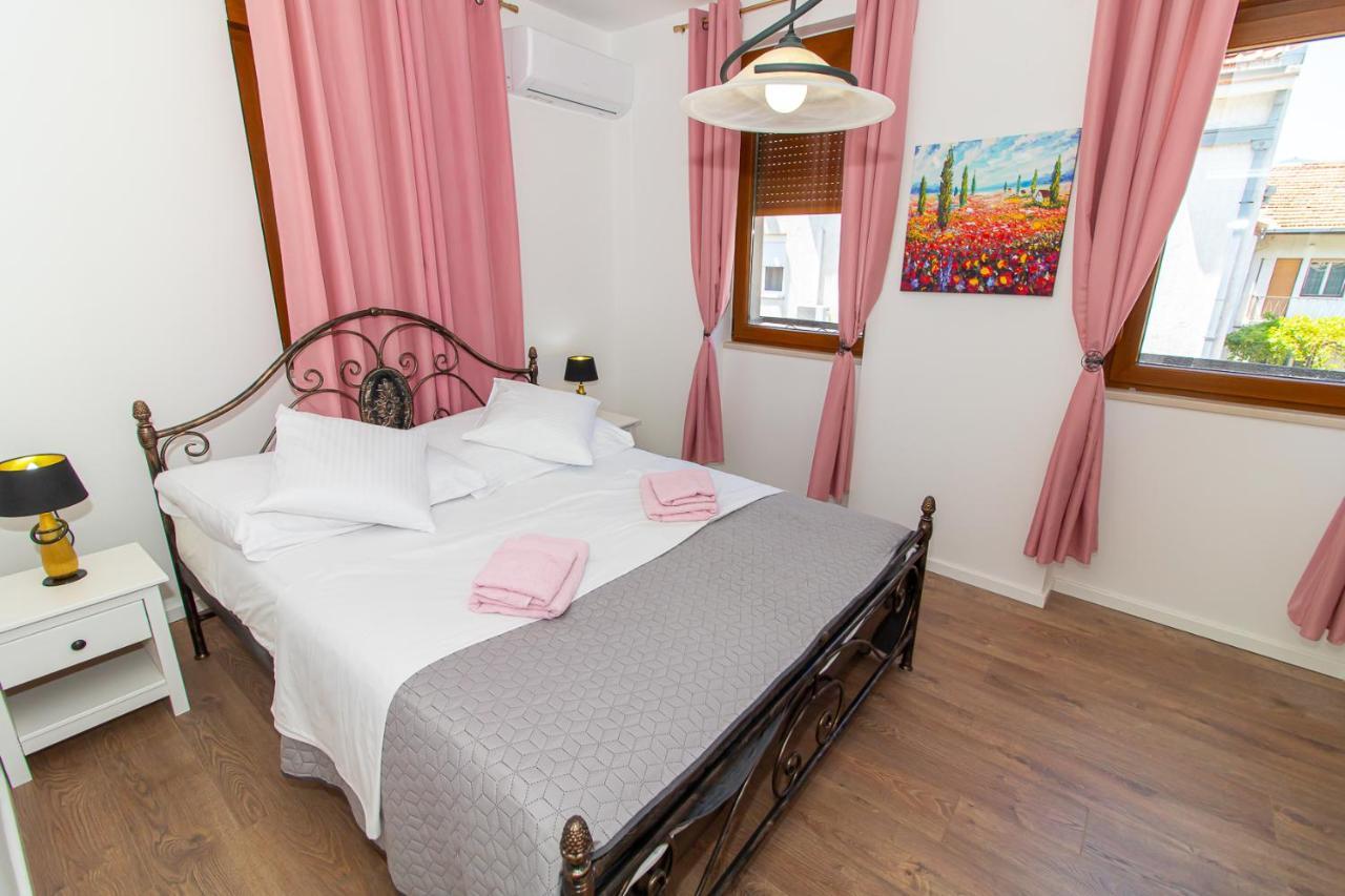 Luxury Apartments Iris Mostar Exterior photo