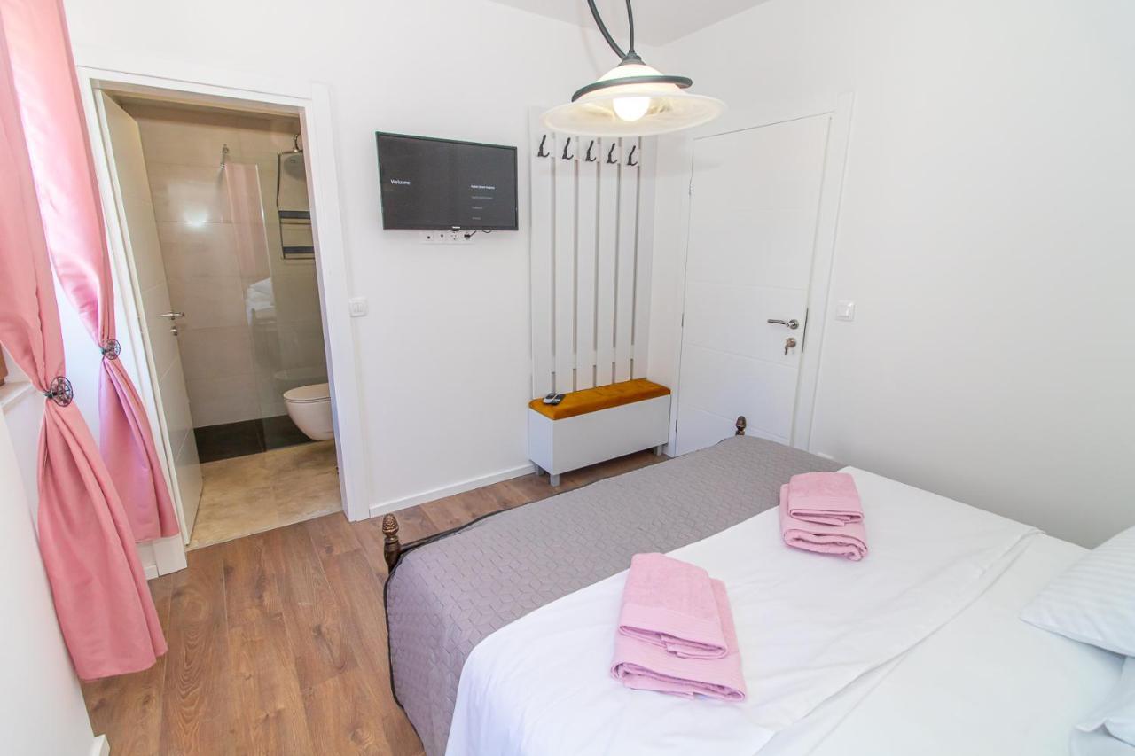 Luxury Apartments Iris Mostar Exterior photo